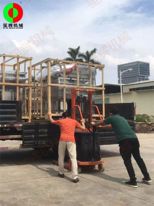 渦流洗菜機(jī)等蔬果清洗加工機(jī)械發(fā)貨交付江西客戶！